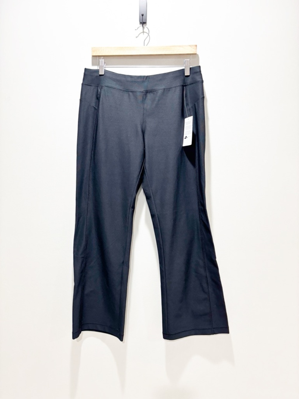 L.L. Bean Black Boot Cut Straight Leg Pull On Comfy Activewear Pants Size MP